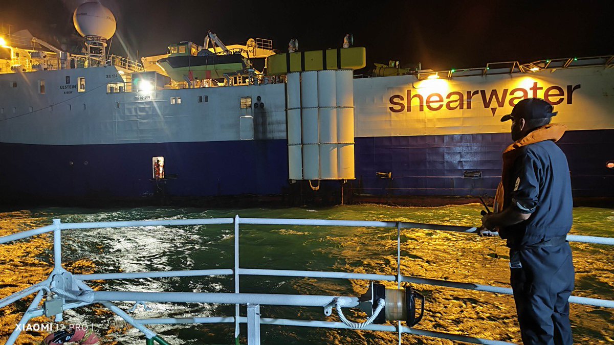 Def_PRO_Chennai's tweet image. #MedEvac

#ICG Station Kakinada conducted a #LifeSaving Ops in the night of 30May. Responding swiftly to 🆘 fm MV SW BLY (Flag Bahamas) abt it's Captain suffering HeartAttack 

 #ICG C430 earnestly set to mission and vessel was intercepted &amp;amp; evacuated the patient 0110 hrs 

..1/2