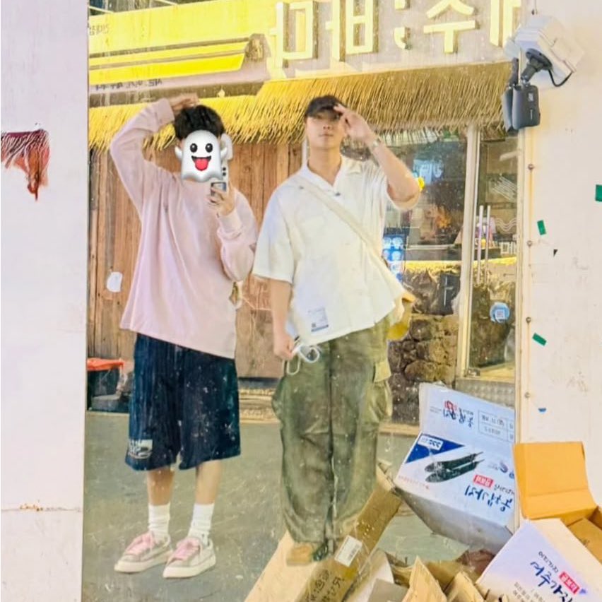 스투피드 tweet media