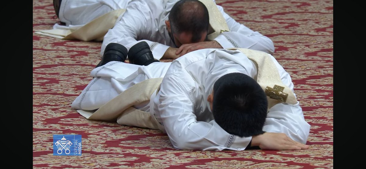 El Papa #LeonXIV ha ordenado once nuevos sacerdotes para la Diócesis de Roma, provenientes de dos Seminarios: del Pontificio Seminario Mayor Romano y del Seminario Redemptoris Mater