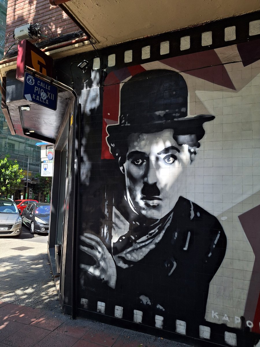 MolinaStreetArt's tweet photo. Charlie Chaplin by Spanish Kapone in Vitoria-Gasteiz, Spain #kapone #streetart #lamolinastreetart | photo by me. https://t.co/LUFdMlsEQ2