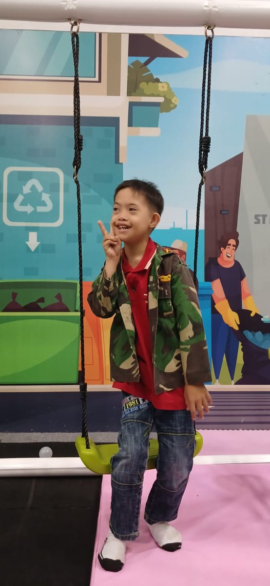 EPilianh's tweet photo. @coyquet Sekarng umur nya 11 thn💪😔 https://t.co/csxXf89ffo