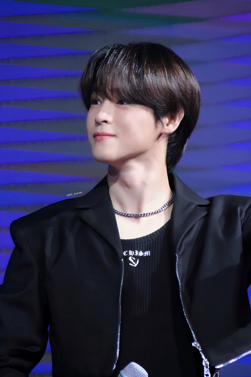 _OND_karam's tweet photo. 2025 LINK KPOP MUSIC FESTIVAL in SEOUL
3μ£Όλ§μ κ°λμ΄ β€οΈ
#ASC2NT #μ΄μΌνΈ
#κ°λ #γ«γ©γ #KARAM
#conversion_part1
#Sweet_Devil
@karam_7340 https://t.co/KPfn3tywGW