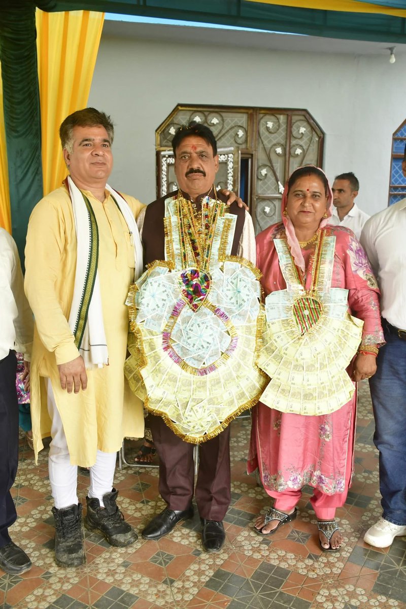 RavinderRaina's tweet image. After Serving the Nation for 41 years 27 days ASI #Vikramjeet Choudhary Sahib (Manpur, Nowshera) retired today. #JaiHind 🇮🇳