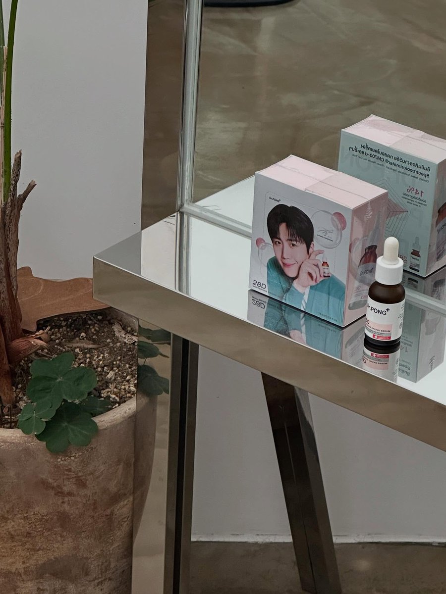 _bearsh's tweet photo. 250531 #김선호 인스타그램

# ad # Drpong # ThaiSkinCare
# VitaminCSerum :) https://t.co/XD4tu0lLes