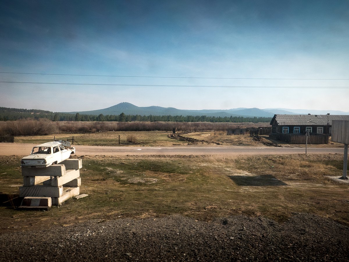 Gm Gm. Now here's a story for you, just let your mind wander.
Dead End?
Proudly part of "A Considered Dialogue", a very fine gallery on Foundation indeed. Masterfully curated by <a href="/dubhz0/">dubhz0</a> 
foundation.app/mint/eth/0xCcD…