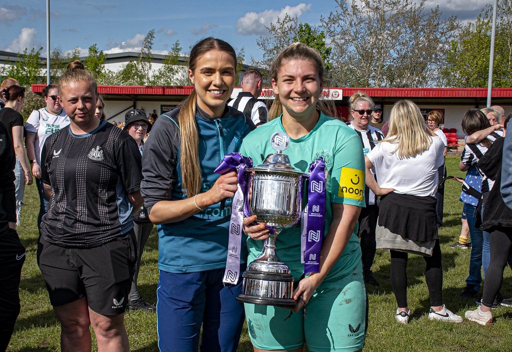 NUFCWomen's tweet photo. 4️⃣➡️3️⃣➡️2️⃣ 👏

Forming the foundations from the start, our defensive stalwart 🪨

We appreciate it all, Liv 👊 https://t.co/1EdvTSscor