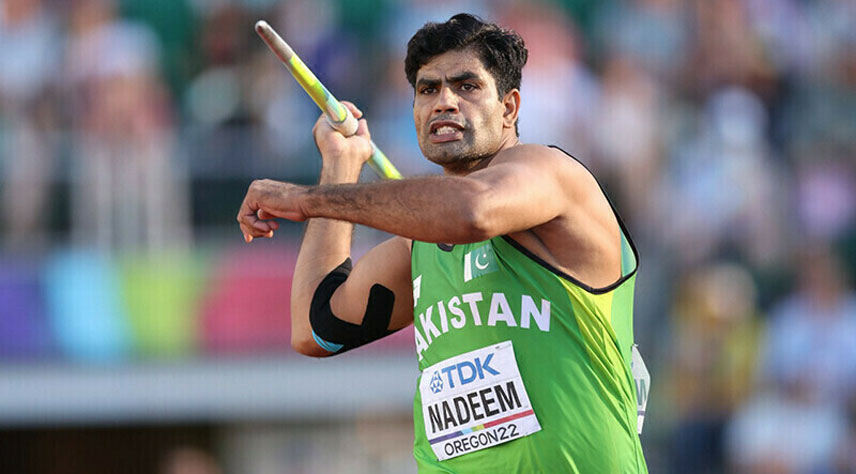 Arshad Nadeem becomes first Pakistani in over 50 years to secure a gold medal at the Asian Athletics Championships! 🇵🇰✨