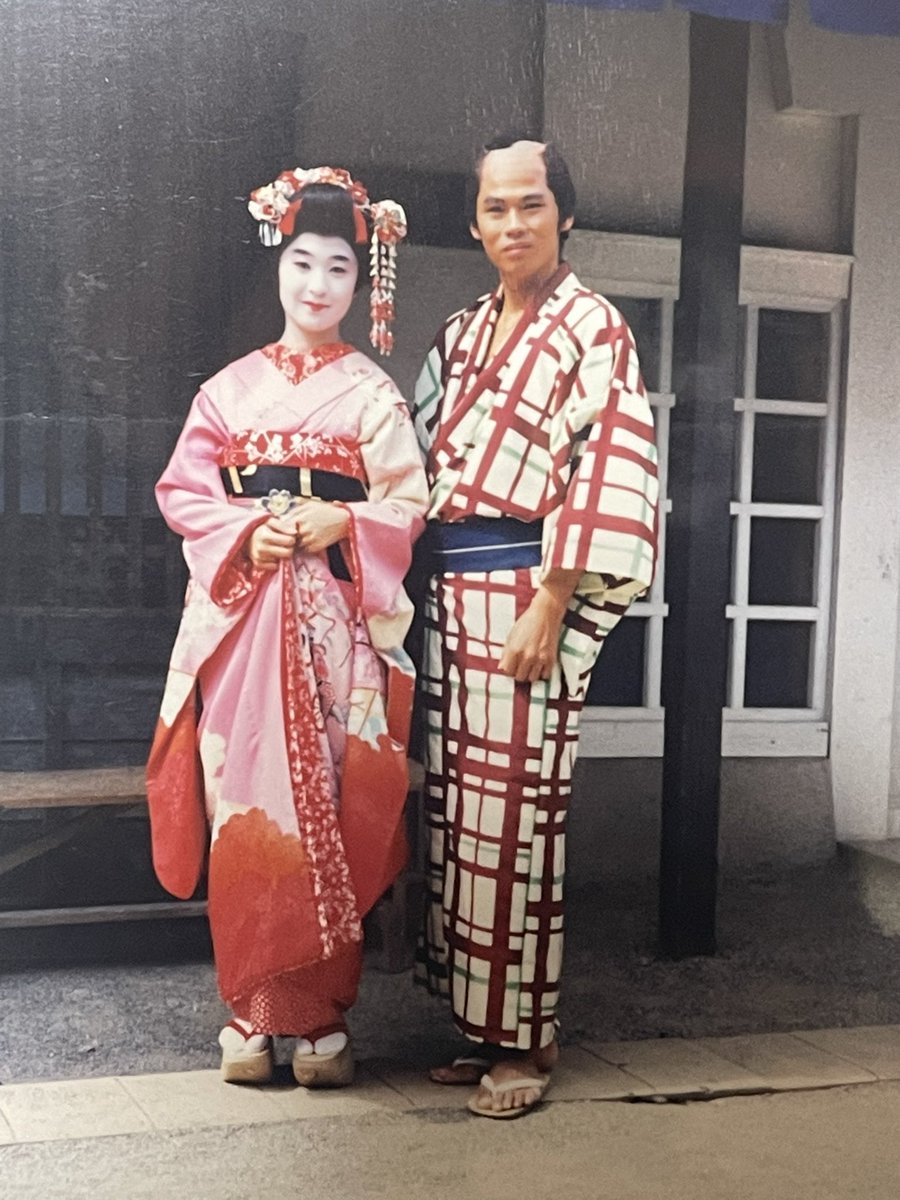 色々整理整頓してたら
なんと可愛らしい舞妓さんの写真が…😍🥰
太秦映画村で
…私です
ウェーイ🤣🤣
1994.10.3