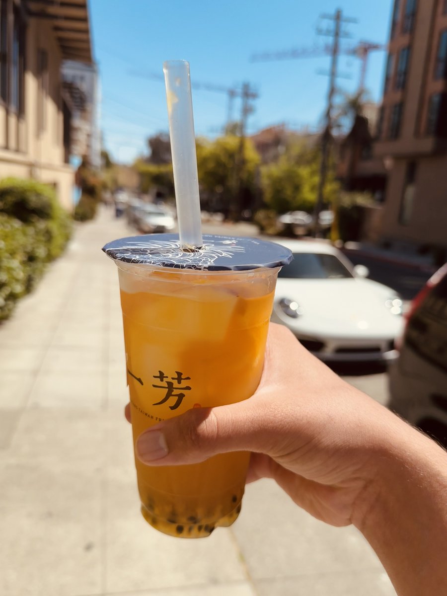 SoHarshhh's tweet photo. Thank you berkeley for the memories, the people, and the energy.
From living at Arcadia and being a part of a wild and crazy community to meeting new faces daily, exploring new spots, and ending it all with the best house party I’ve been to.

This was all some crazy experience!

Until next time, berkeley…

Next stop SF.