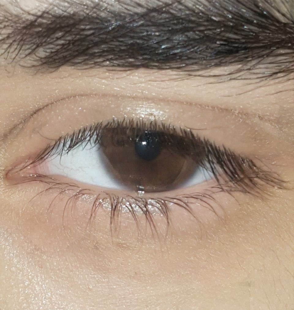 إلا عيونك أنت
دول بس اللي خذوني
وبحُبّك آمروني
"آمروني بحب لقيتني بحب"