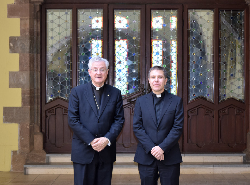 CatalunyaCristiana ﻥ (@catcristiana) on Twitter photo El fins ara bisbe coadjutor, Josep-Lluís Serrano Pentinat, esdevé titular <a href="/BisbatUrgell/">Bisbat d'Urgell</a> i copríncep d’Andorra
El Papa ha acceptat la renúncia de Joan-Enric Vives, presentada el 24 de juliol del 2024 en complir els 75 anys
catalunyacristiana.cat/el-fins-ara-bi…
Foto: Bisbat d'Urgell El fins ara bisbe coadjutor, Josep-Lluís Serrano Pentinat, esdevé titular <a href="/BisbatUrgell/">Bisbat d'Urgell</a> i copríncep d’Andorra
El Papa ha acceptat la renúncia de Joan-Enric Vives, presentada el 24 de juliol del 2024 en complir els 75 anys
catalunyacristiana.cat/el-fins-ara-bi…
Foto: Bisbat d'Urgell