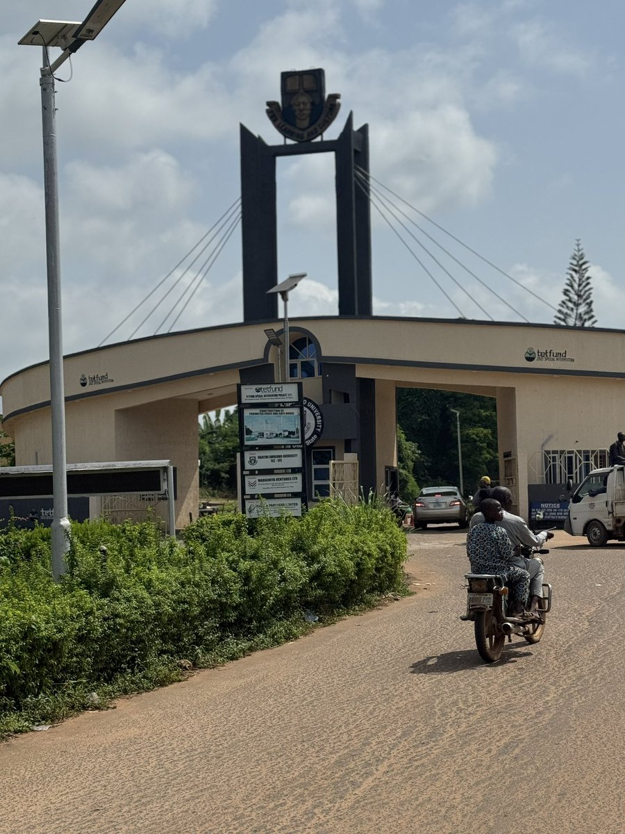 aproko_doctor's tweet photo. OAU, I’m here!! https://t.co/Ah4Ou1G3ep
