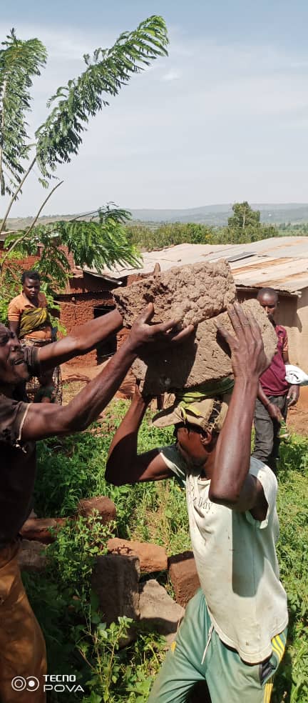 Rwimbogo Sector (@rwimbogo_secto) on Twitter photo Muri uyu muganda twifatanije n'inzego zishinzwe Umutekano <a href="/RwandaMoD/">Rwanda Defence Force</a> <a href="/Rwandapolice/">Rwanda National Police</a> Dasso, RF, nibindi byiciro bitandukanye. Muri uyu muganda twifatanije n'inzego zishinzwe Umutekano <a href="/RwandaMoD/">Rwanda Defence Force</a> <a href="/Rwandapolice/">Rwanda National Police</a> Dasso, RF, nibindi byiciro bitandukanye.