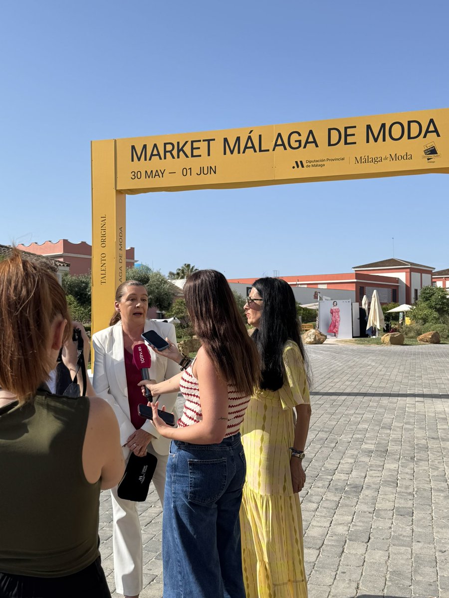 Ayer tuvo lugar la inauguración de nuestro Market Málaga de Moda en McArhurGlen  🙌🏻

La Diputada de Desarrollo Económico Esperanza González realizó la apertura y visita a nuestras 11 marcas adheridas ✨

#malagademoda #diputaciondemalaga #market