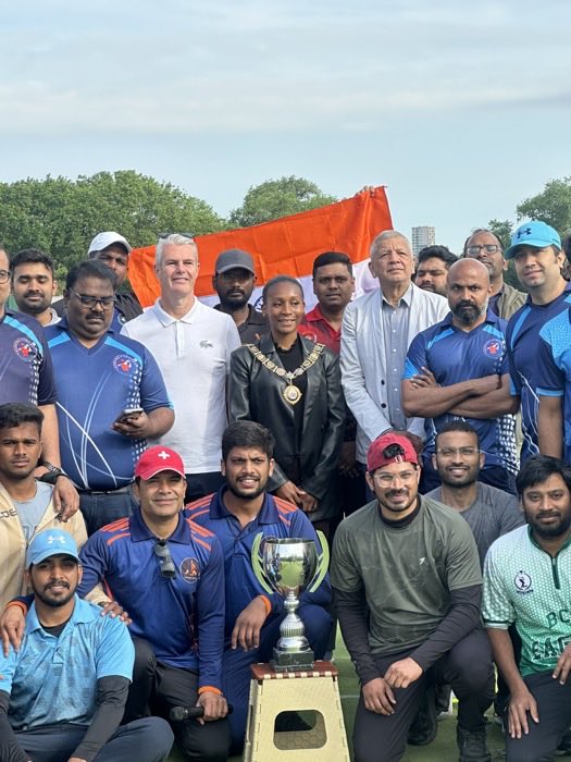 Dominic Twomey (@dominiclbbd) on Twitter photo Pleased to have supported our new mayor, <a href="/pri_bright/">Mayor Princess Bright</a> in opening the 9th annual Barking cricket season, what a great community initiative - nice to see the technique holding up at my age 🤣 thanks to <a href="/unmeshdesai/">Unmesh Desai AM</a> for attending at such an early time !! 🏆 Pleased to have supported our new mayor, <a href="/pri_bright/">Mayor Princess Bright</a> in opening the 9th annual Barking cricket season, what a great community initiative - nice to see the technique holding up at my age 🤣 thanks to <a href="/unmeshdesai/">Unmesh Desai AM</a> for attending at such an early time !! 🏆