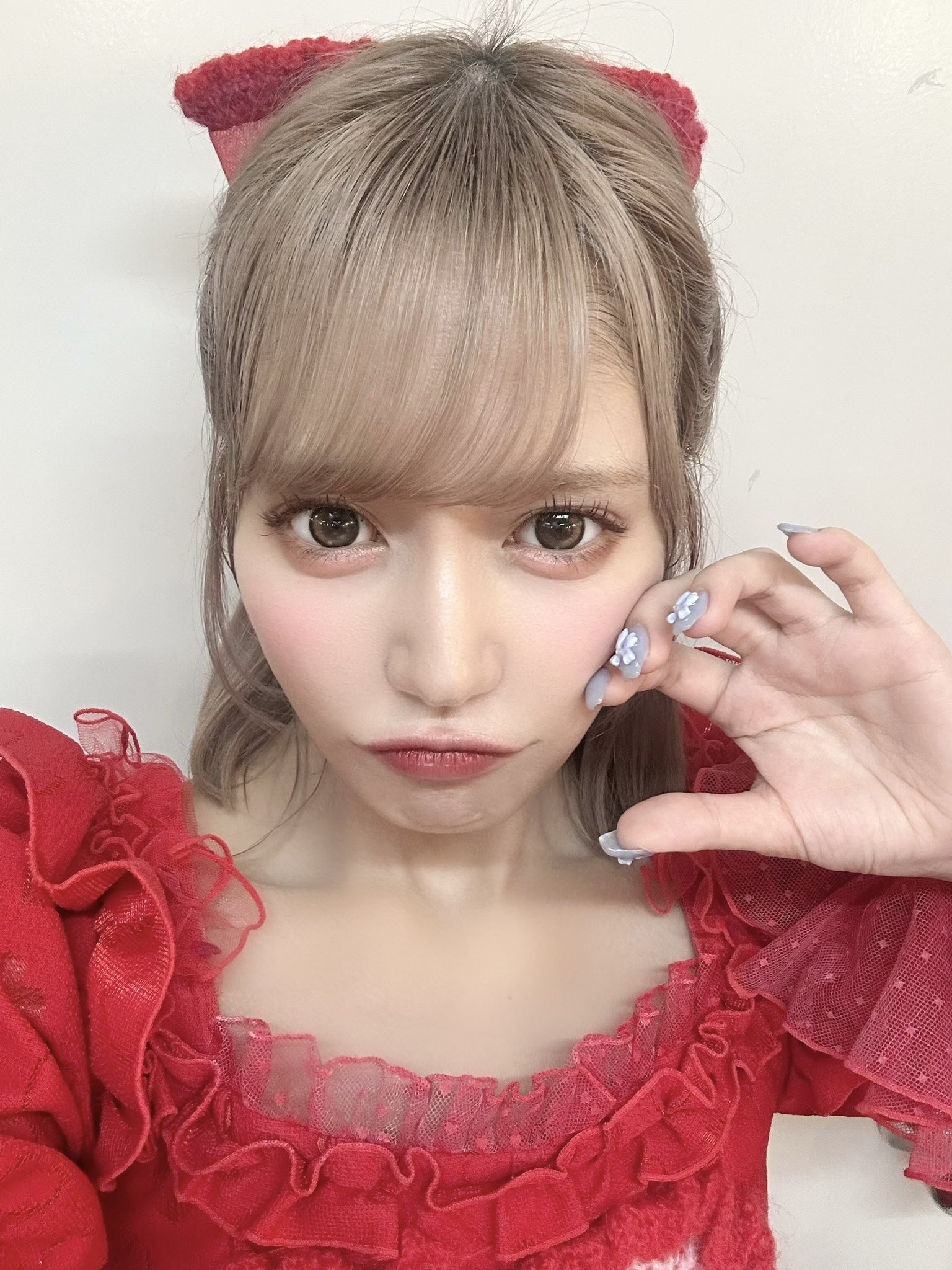 イコラブ 諸橋沙夏 直筆チュウ 黒衣装 - メルカリ