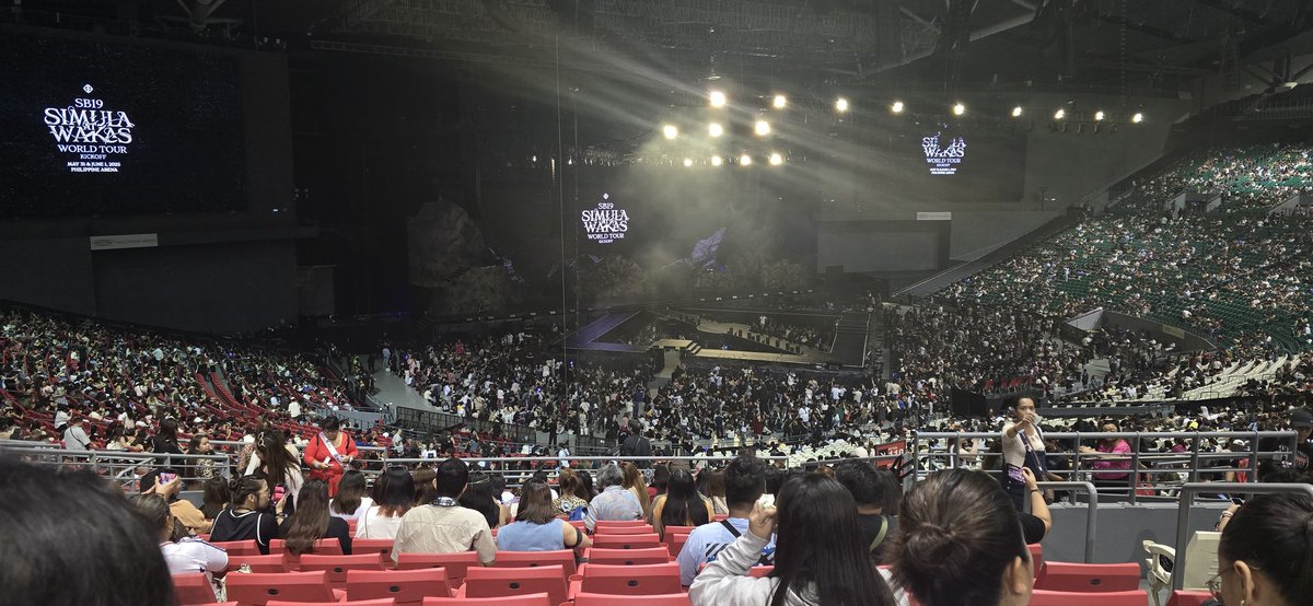 crazy_k83point0's tweet photo. Im here 🥰

HISTORY BEGINS WITH ESBI
@SB19Official #SB19
#SaWWorldTourPH https://t.co/7rpnGXzHcb