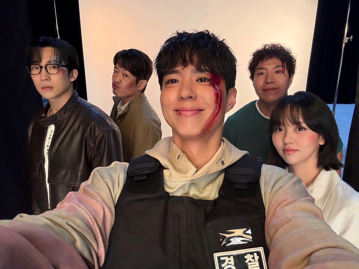 BOGUMMY's tweet photo. Good Boy brings the smile back.

#굿보이 #GOODBOY #GOODBOYonPrimeVideo https://t.co/dRqLYdIfVM
