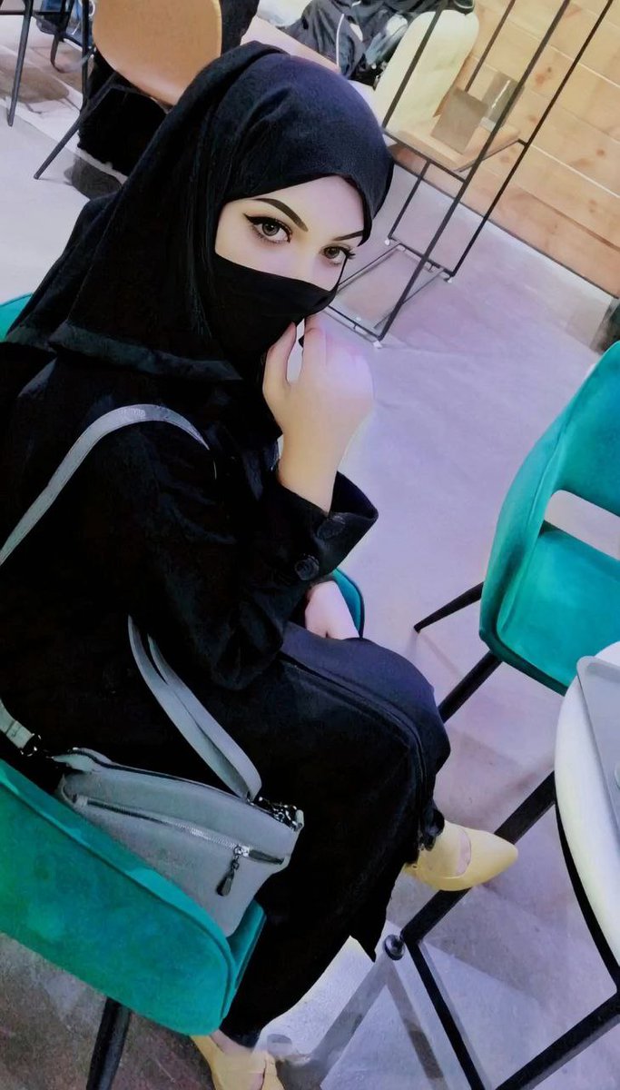 منزلیں تیرے علاوہ ______ بھی ہیں لیکن.
جاناں🦋💜🌼
زندگی اور کسی راہ پر چلنا ہی نہیں چاہتی
🌸🫰🌼

#اردو_زبان
#MaryAmـ𝑾𝒓𝒊𝒕𝒆𝒔✍️