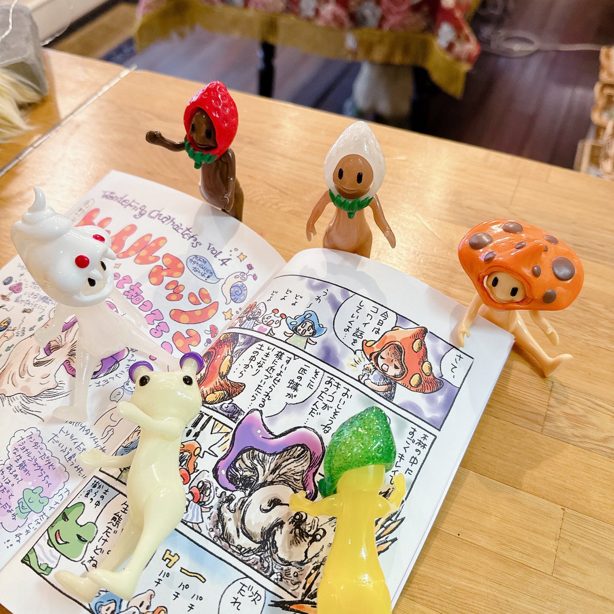 明日はCOMITIA❣️

さいとー本舗
東1  に54b 

さいとー本2 でます😘
よろしくでーす🌟