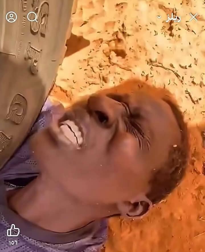 مهما كان يكن ف هولاء ليس لهم البته وليس بقريب عن حوادث ضبح إنسان بالسكين ليس هناك سبب يجعلك تتعب خصمك أثناء اسره في معركة أليس مثل هذه الانتهاكات كافية لصنع الكراهية بين المكونات الاجتماعية ويساهم في تخلفها تبا لكم