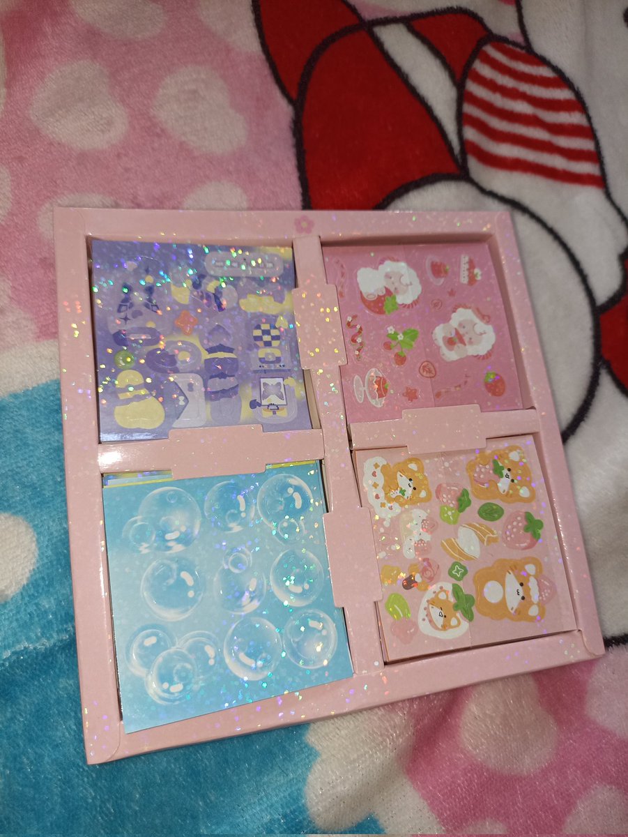 hurtedgirll's tweet photo. stiker gemass!! only 10k aja *udh ada sebagian yg kepake https://t.co/qhwBhylbRo