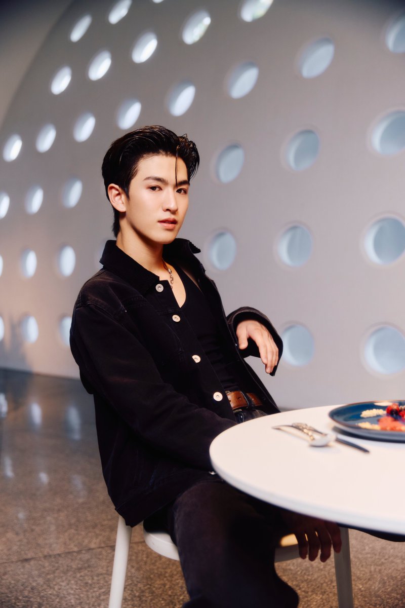 ภาพเบื้องหลังความเท่ของ #JINWOOKkim
ในเพลง ‘NO, THANKS - ALLY JETAIME’ 💥️ (1/2)

สามารถตามมาดู Music Video กันได้ที่
YouTube: 411ent
🔗: youtu.be/F4L5r9PHr_8

#Nothanksค่ะ
#ALLYJETAIME #แอลลี่เชอแตม
#ALLY #allynitibhon #แอลลี่
#JETAIME  #เชอแตม
#411Music #411ent