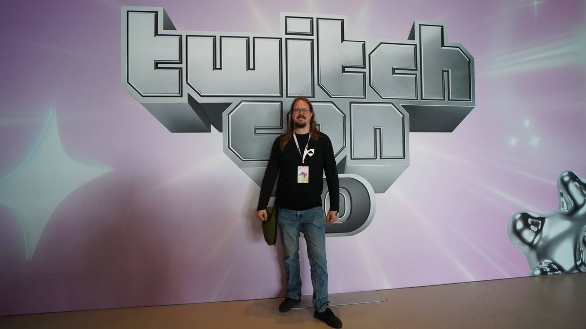 exeldro's tweet image. On #TwitchCon this weekend. Come and say hi when you spot me there