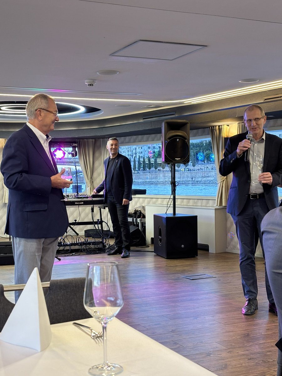 Joseph L. Mills MD (@jmills1955) on Twitter photo Thanks to <a href="/gloviczki/">Peter Gloviczki, MD</a> and the organizers at <a href="/semmelweishu/">Semmelweis University</a> for putting together an outstanding international #Vascular conference in #Budapest Thanks to <a href="/gloviczki/">Peter Gloviczki, MD</a> and the organizers at <a href="/semmelweishu/">Semmelweis University</a> for putting together an outstanding international #Vascular conference in #Budapest