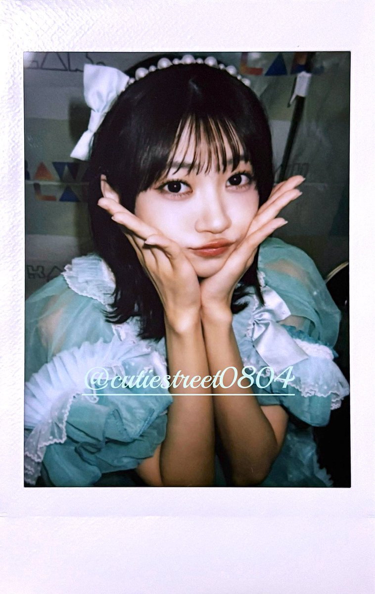 cutiestreet0804's tweet photo. 2025.05.18 大特典会 東京流通センター
2部

いつもと違う外巻きが新鮮で、とってもかわいかった💚

#かなと叶える https://t.co/83GmLMi8Qj