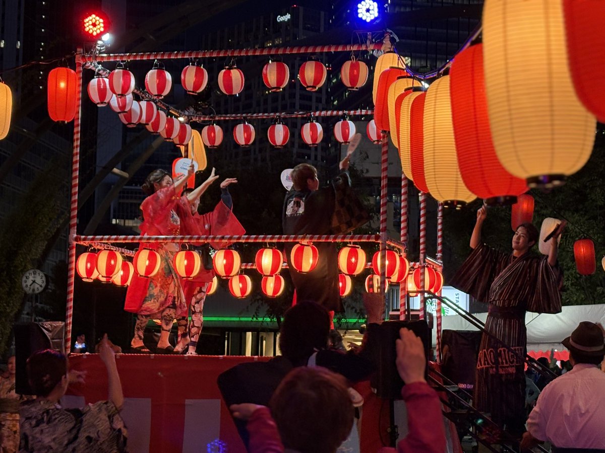 🏮JAME盆踊り🎇

やぐらを囲んで、花園直道さんと一緒に踊ろう💃

そして…踊ったあとは🎧😎ナイトモードへ突入🎶

#GMOシブヤエンタメ祭