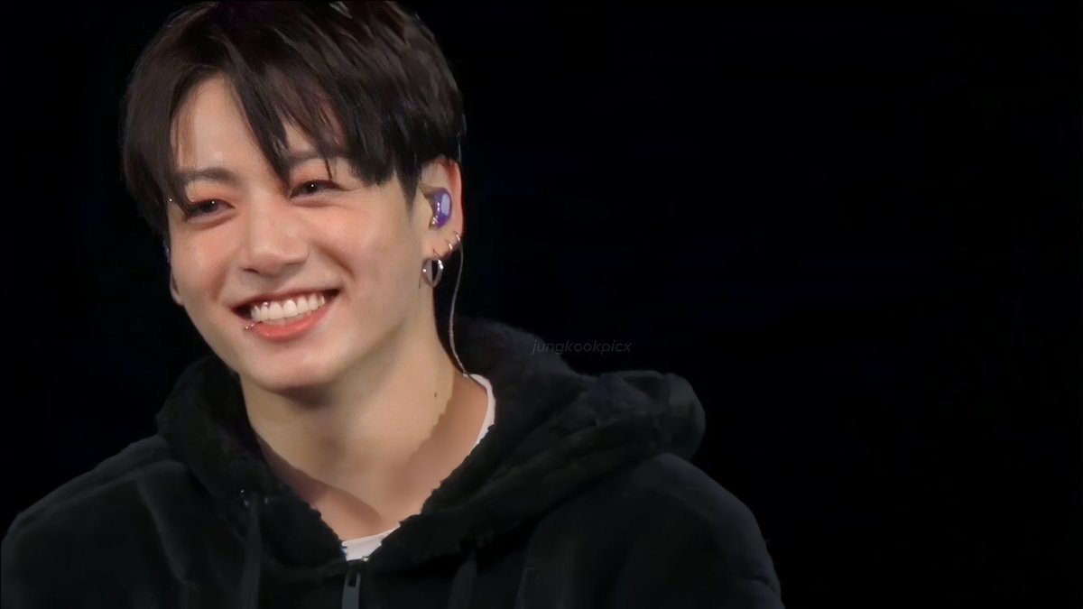 jungkookpicx's tweet photo. — jeon jungkook, my love. https://t.co/TfYbMgOrId