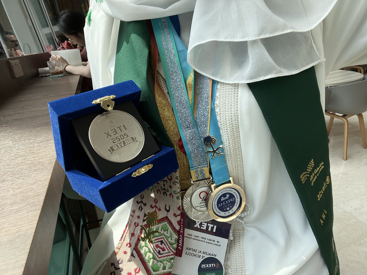 lwci87's tweet image. SAUDIS AROUND THE WORLD 🇸🇦🤍🤍

#itex25 #ايتكس2025