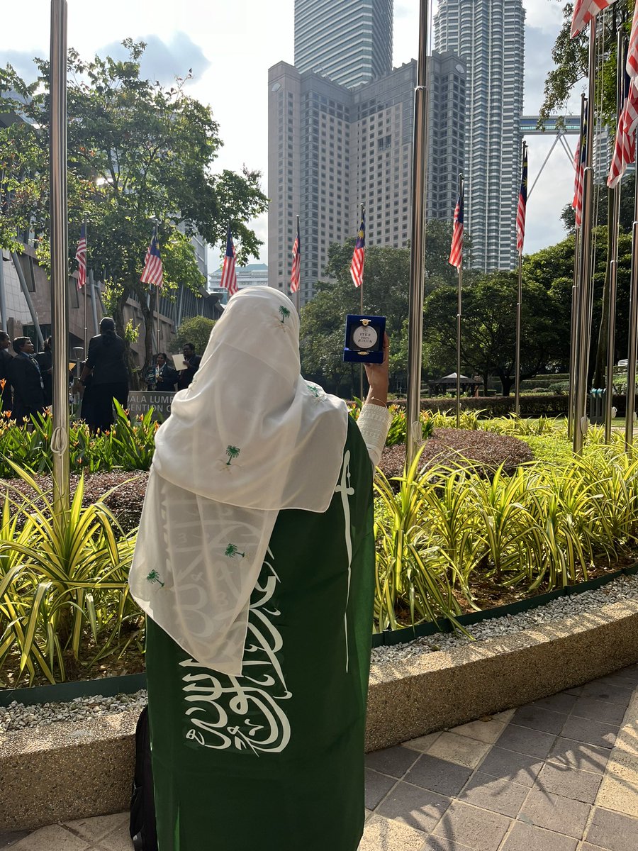 lwci87's tweet image. SAUDIS AROUND THE WORLD 🇸🇦🤍🤍

#itex25 #ايتكس2025