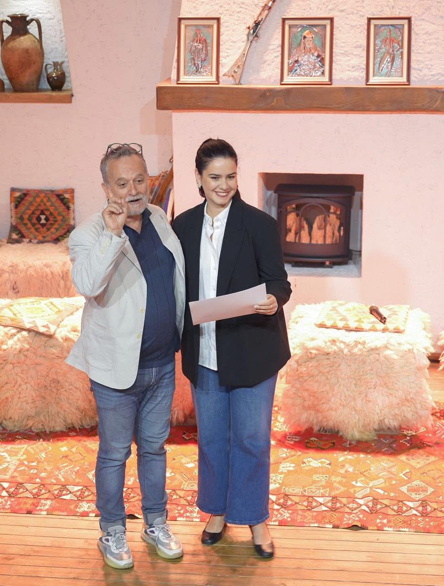 BGonxhja's tweet photo. 🌟 Rinia krijon, tradita udhëheq! 

Shkollat profesionale nga Shkodra, Tirana dhe Elbasani sollën një spektakël veshjesh frymëzuar nga xhubleta. Ky event final tregoi fuqinë e edukimit profesional dhe trashëgimisë kulturore. 

Faleminderit të gjithëve që e bënë të mundur! 🇦🇱 https://t.co/orskabXTEq