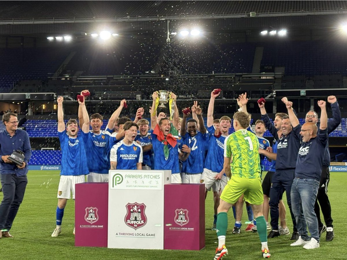 langham_charlie's tweet photo. Cleano and win at Portman Road with the bois 😮‍💨
Thank you @angela_mrozek for the great photos 💙
@IWFC_Develop https://t.co/VkuuIIq1av