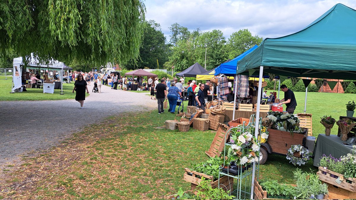 Dave Mc (@thebeefarmer) on Twitter photo After a quiet start its got right busy. Sun is shining. We are here <a href="/moirafurnace/">Moira Furnace Museum and Country Park</a> until 2pm
#davidthebeefarmer After a quiet start its got right busy. Sun is shining. We are here <a href="/moirafurnace/">Moira Furnace Museum and Country Park</a> until 2pm
#davidthebeefarmer