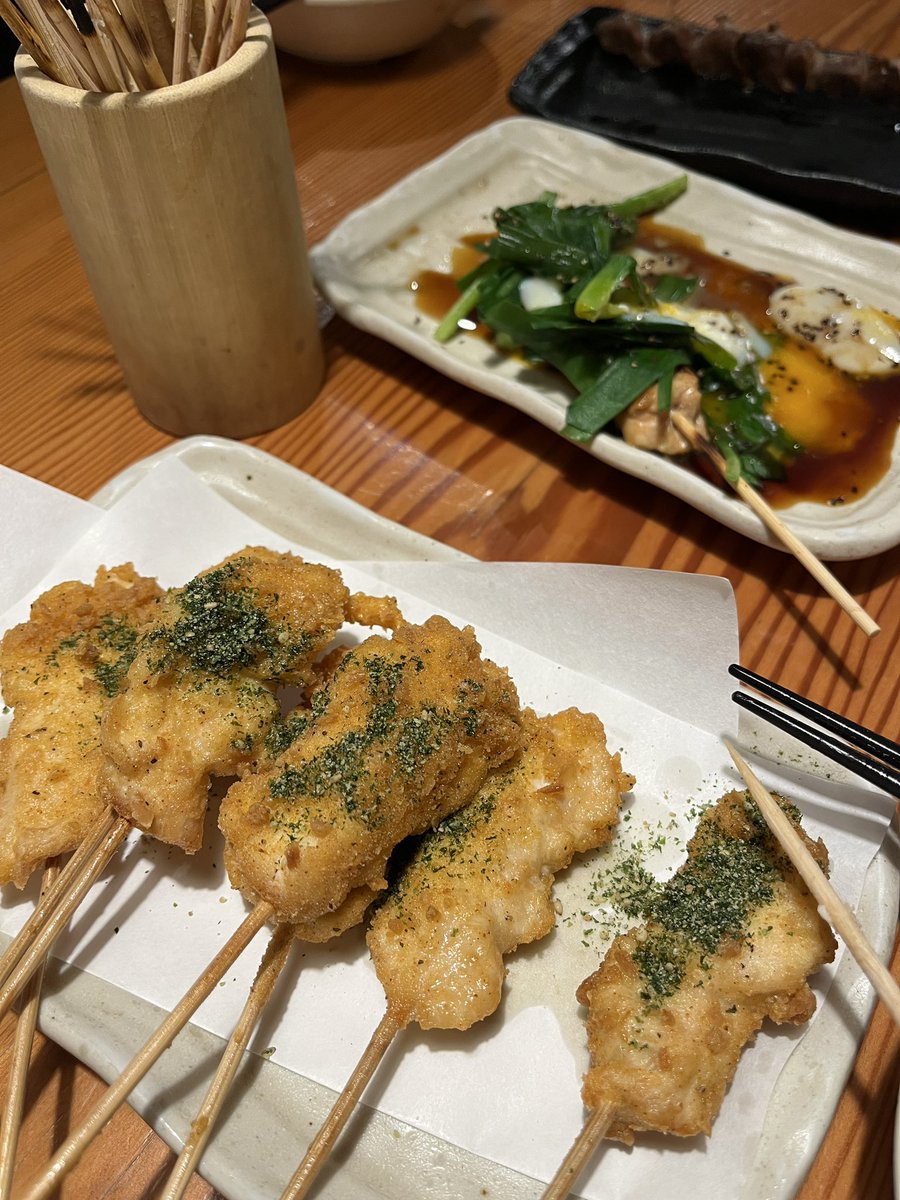 okaino666's tweet photo. 写真は上手くないけど、メニューはとってもおいしかった！！釜飯にも入れた！！！

#すーぱーうぬぼれ中 
#鳥貴族
#トリッキー https://t.co/453a4zPp7R