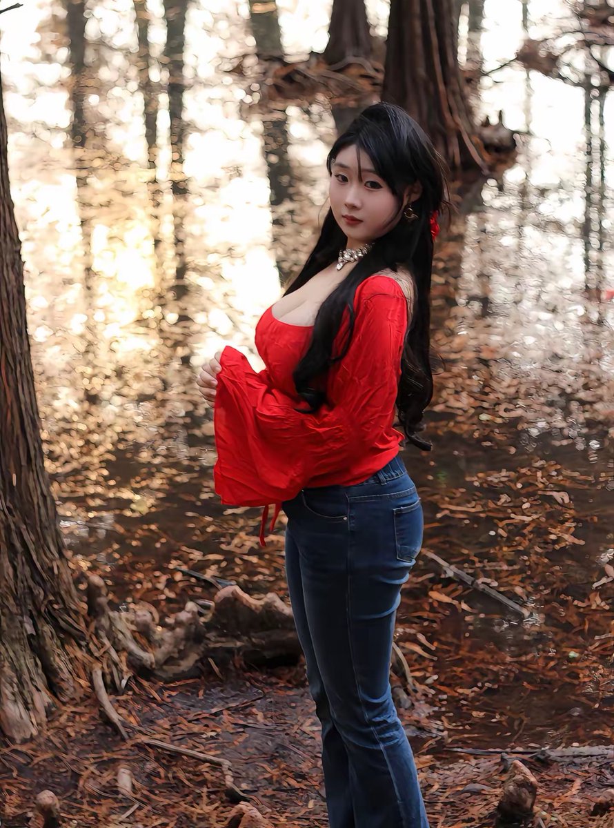 这荒郊野外的 感觉摄影师对我有想法 #妈妈级别 #丰满 #大雷 #女大学生 #小狗m  #少妇御姐