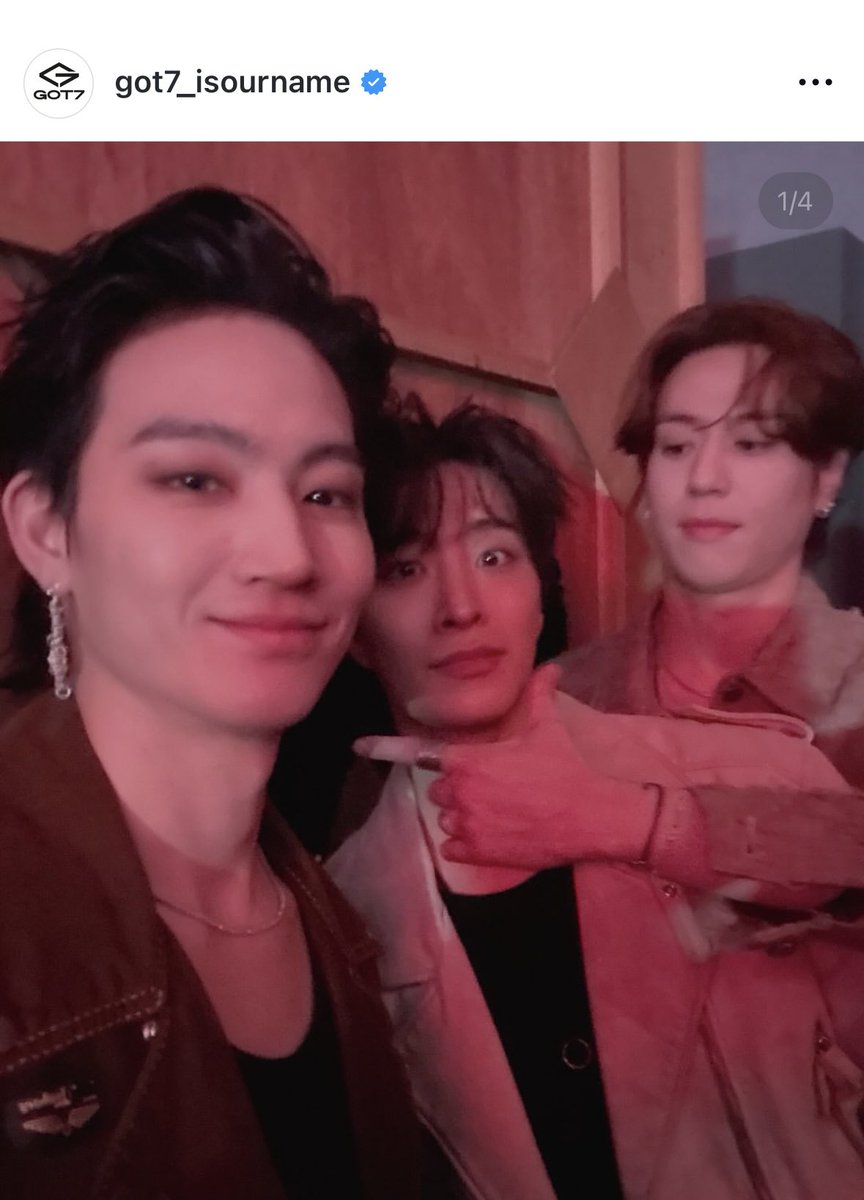 dopcandy's tweet photo. Whoever is keeping this account alive with bts pics, thank you so much 😭😭 https://t.co/AWdpICEV7J