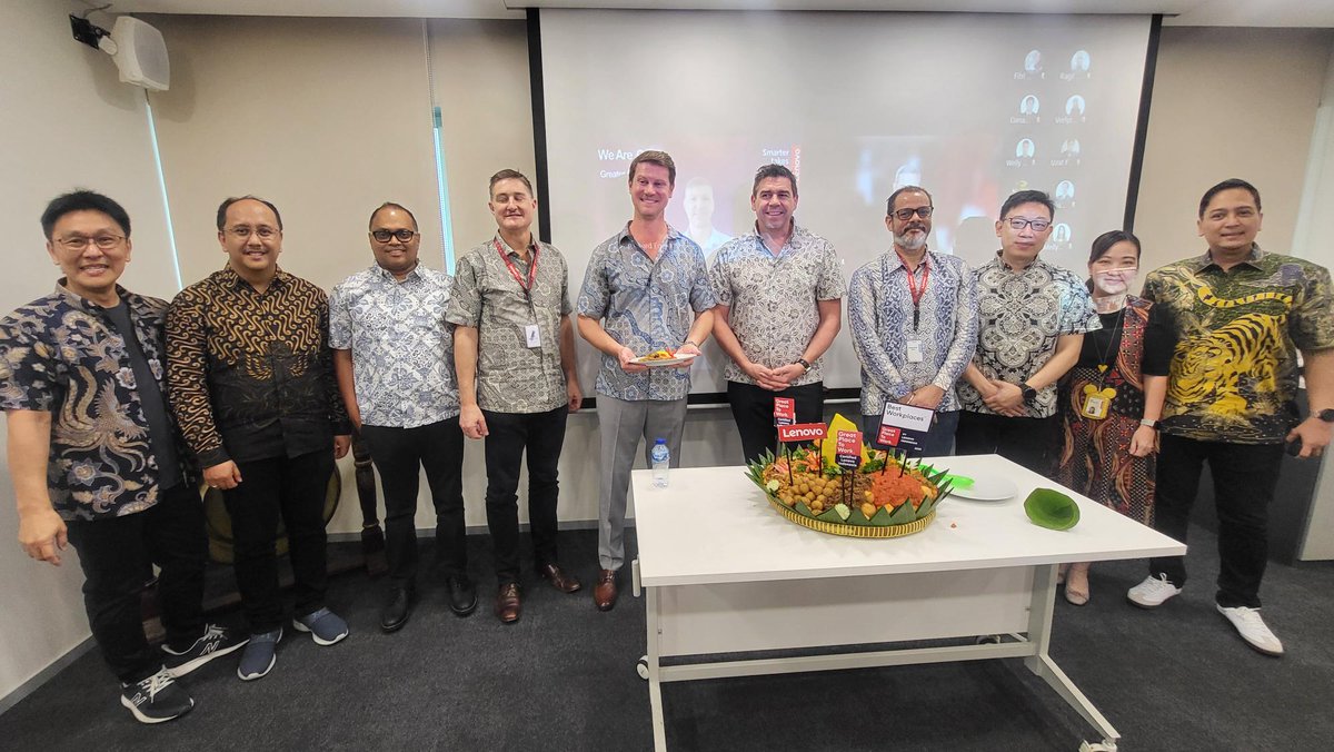 I'm a little late on this one, but hugely grateful for the warm welcome and meaningful conversations last week with our customers, partners, and Lenovo Indonesia team! 

Indonesia is a strong growth engine within our Asia Pacific region – the fastest growing region for our