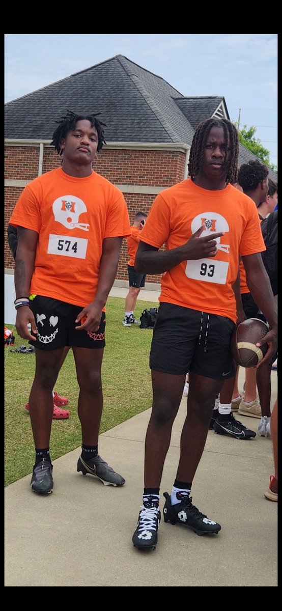 Bryson “B rigg” Riggins (@brysonriggins13) on Twitter photo Me and my bro <a href="/JamariBurnett8/">da_real_JamariBurnett</a> will be back at <a href="/MercerFootball/">Mercer Football</a> tomorrow putting on a show. <a href="/AnthonySoto_MU/">Anthony Soto</a> <a href="/CoachJJoyce/">Justin Joyce</a> <a href="/coach_mjacobs/">Mike Jacobs</a> <a href="/CoachMattUlrich/">Coach-Matt Ulrich</a> <a href="/CoachJones_25/">Fred Jones</a> <a href="/CoachFigaro_MU/">Devin Figaro</a> <a href="/AL6AFootball/">Alabama6AFootball</a> <a href="/PrepRedzoneAL/">Prep Redzone Alabama</a> <a href="/TDARecruiting/">Touchdown Alabama Recruiting</a> <a href="/CJacksonPRZ/">Connor Jackson</a> <a href="/TorranceMarable/">CJ Marable</a> Me and my bro <a href="/JamariBurnett8/">da_real_JamariBurnett</a> will be back at <a href="/MercerFootball/">Mercer Football</a> tomorrow putting on a show. <a href="/AnthonySoto_MU/">Anthony Soto</a> <a href="/CoachJJoyce/">Justin Joyce</a> <a href="/coach_mjacobs/">Mike Jacobs</a> <a href="/CoachMattUlrich/">Coach-Matt Ulrich</a> <a href="/CoachJones_25/">Fred Jones</a> <a href="/CoachFigaro_MU/">Devin Figaro</a> <a href="/AL6AFootball/">Alabama6AFootball</a> <a href="/PrepRedzoneAL/">Prep Redzone Alabama</a> <a href="/TDARecruiting/">Touchdown Alabama Recruiting</a> <a href="/CJacksonPRZ/">Connor Jackson</a> <a href="/TorranceMarable/">CJ Marable</a>