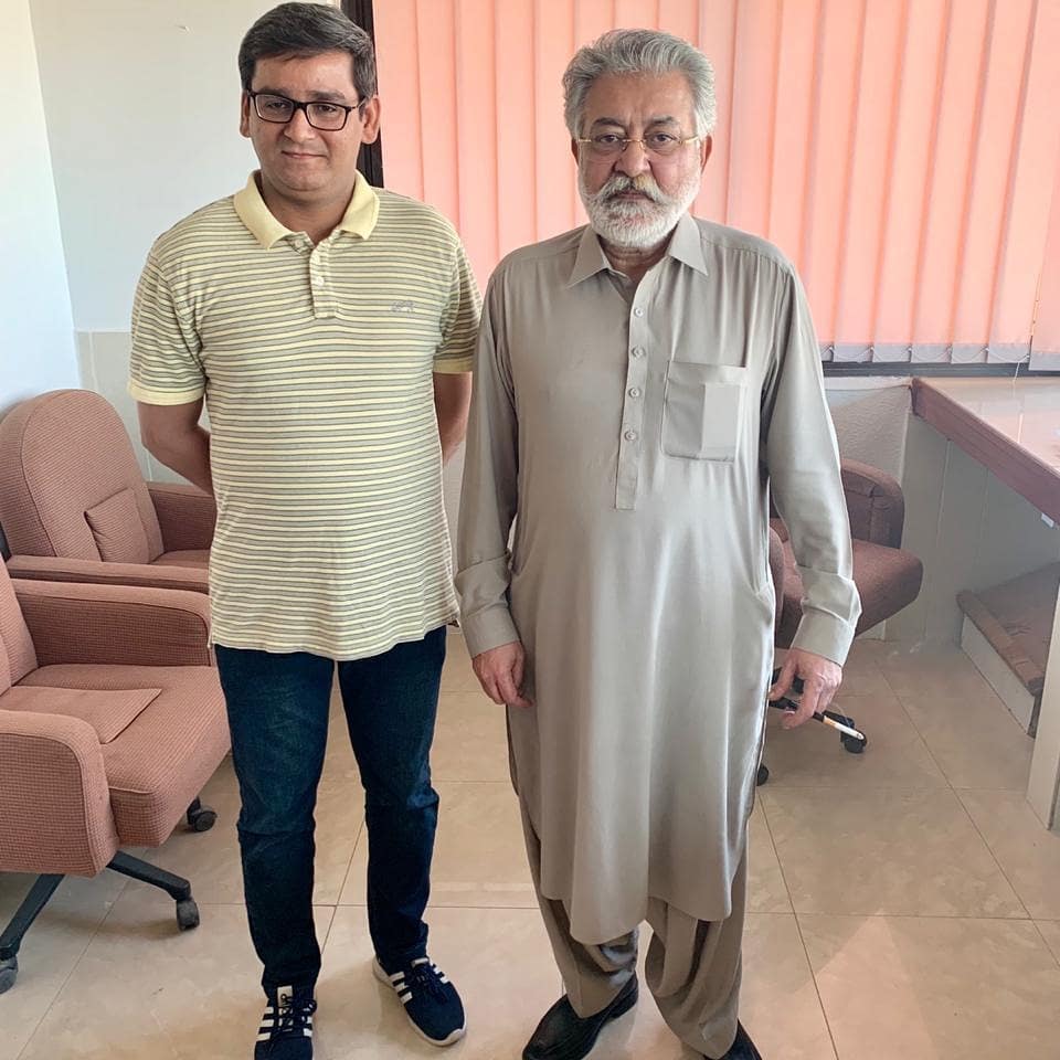 waheedrajpar1's tweet photo. With Chief of Grand Democratic Alliance (GDA) Pir Sahib Pagara Sibghatullah Shah Rashdi III
#PirPagara #SindhLeaders #HursLeader #SindhLeader #Hurs #HursCommunity #PakistaniPolitics #InfluentialLeader #WaheedRajparJournalist #WaheedRajparKTNnews #waheedrajparkarachipressclub https://t.co/vPdJP89A1F