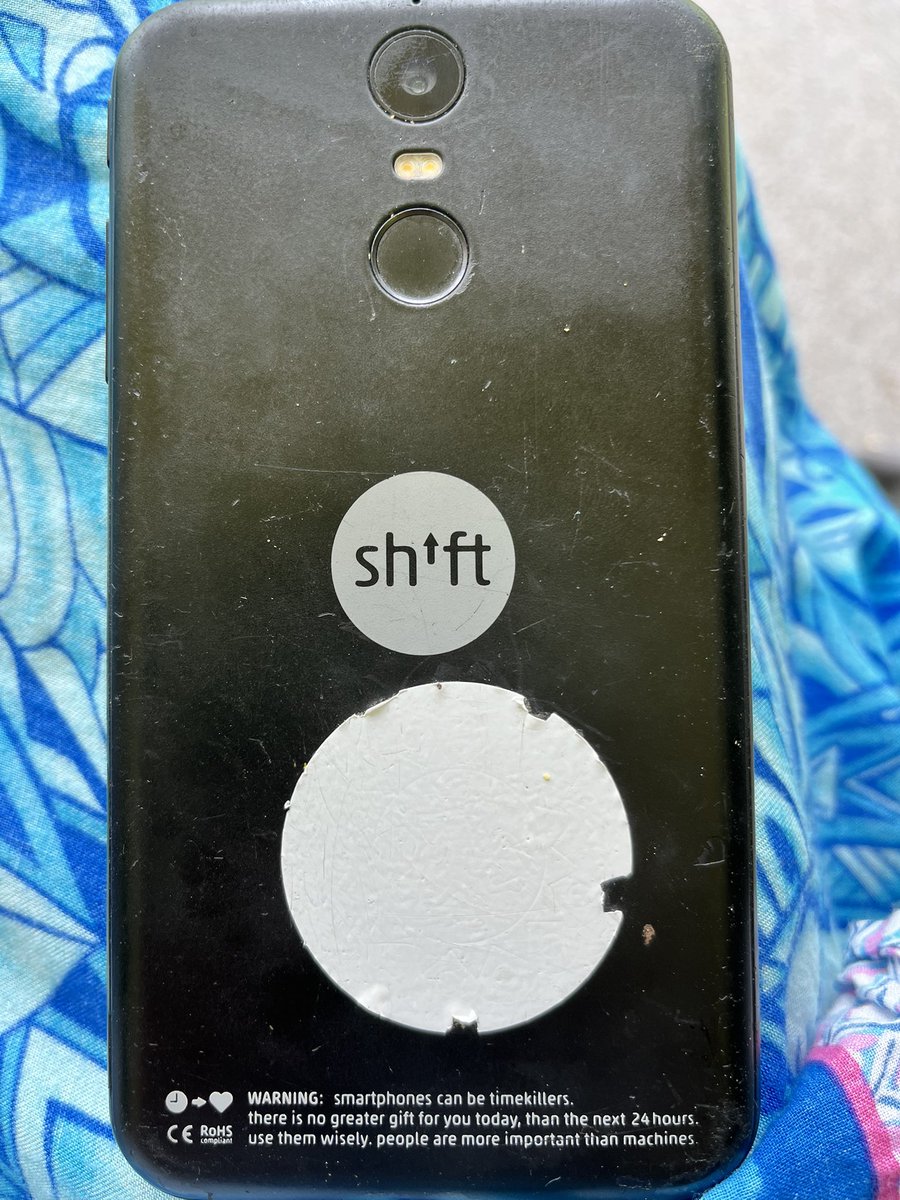 IdunaLaechelnd's tweet photo. 🌈🕊️🌈
a reason why i like #shiftphones:
"Warning: Smartphones are timekillers
There is no greater gift for you today, than next 24hours
Use them wisely, people are more important than machines"
and #shiftphones are working and self-reparables as long the operating systems are updating (my version, 6M, is out of 2018 and earlier)