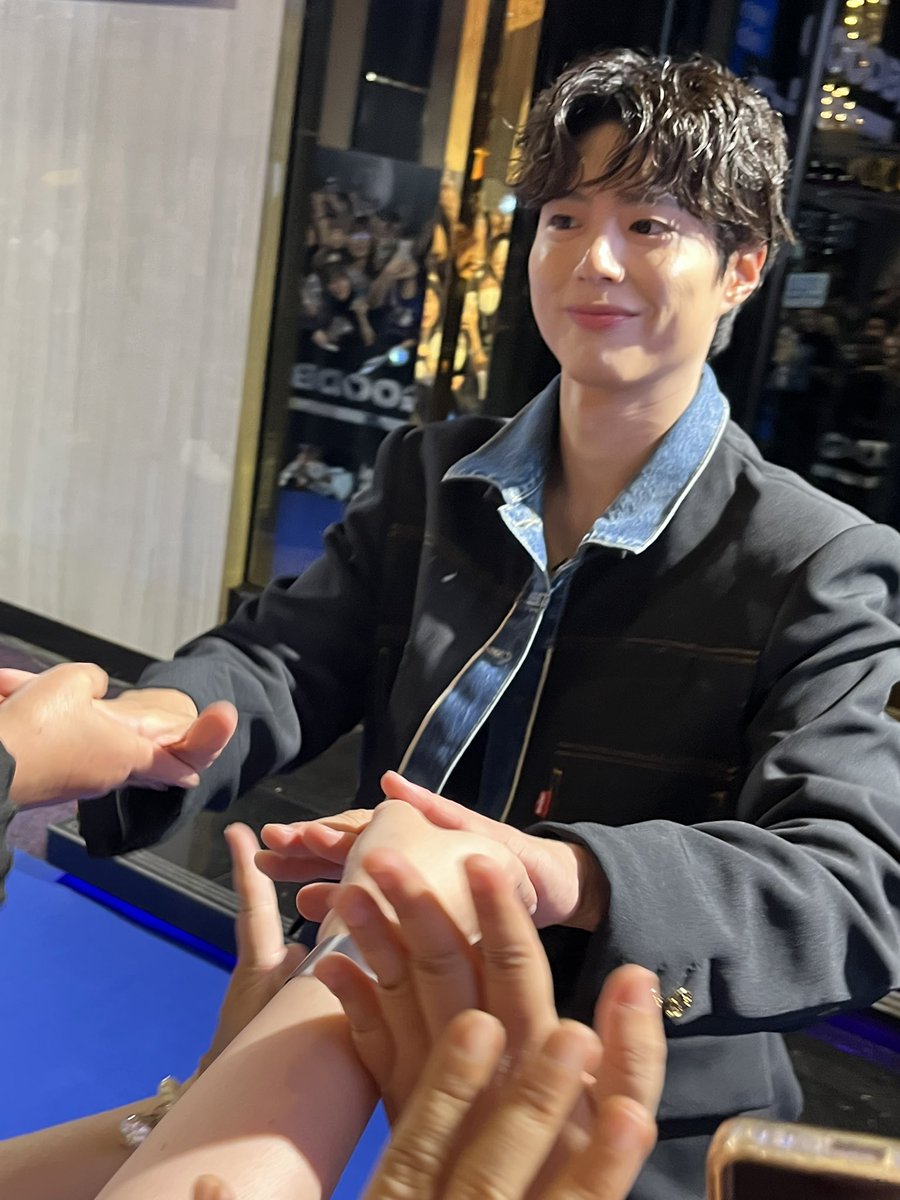 Stamp1921's tweet photo. หวานแบบนำ้ผึ้งยังแพ้ 
#parkbogum https://t.co/3E2fV00VTP