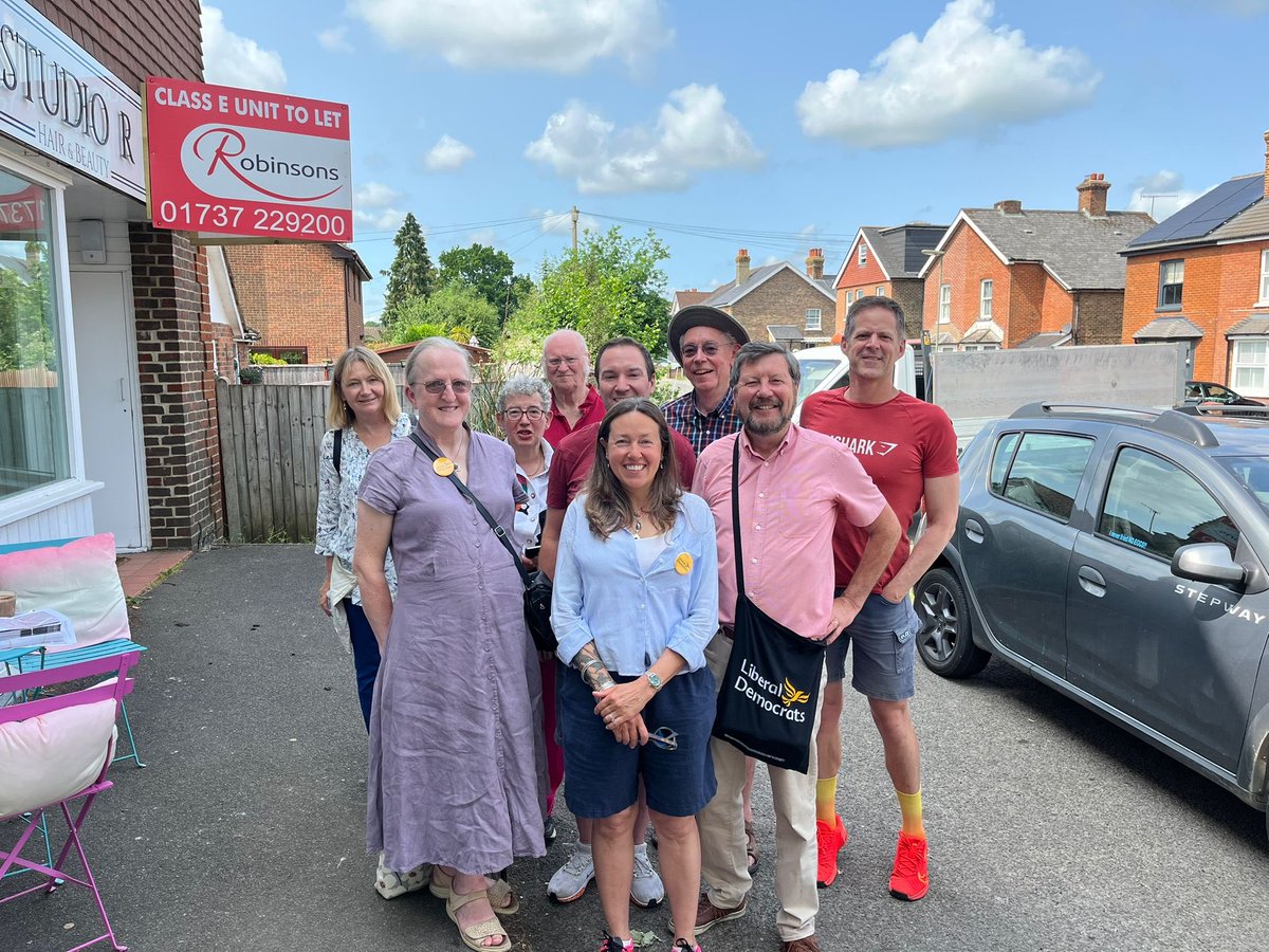 ReigateLibDems's tweet image. Final weekend of campaigning ahead of Thursday’s Horley Town Council Byelection in Horley West for our great local candidate Sam Mearing 
#VoteLibDem #Horley