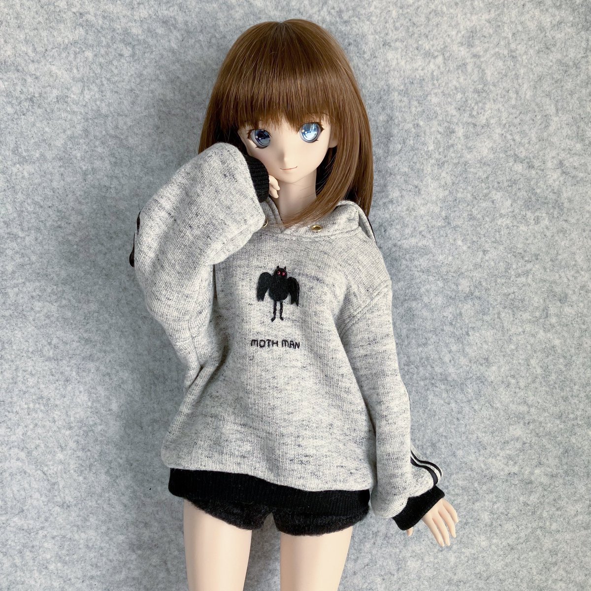 🎀5月のshop更新しました🎀

シンプルなTシャツやピクニック出かけたくなるようなギンガムチェックのスカートがshopに仲間入りです🥳

SD/DDサイズのUMAパーカーもあります👽👾
よければごらんください〜✨

🌟web shop⇒jetrunner.ocnk.net