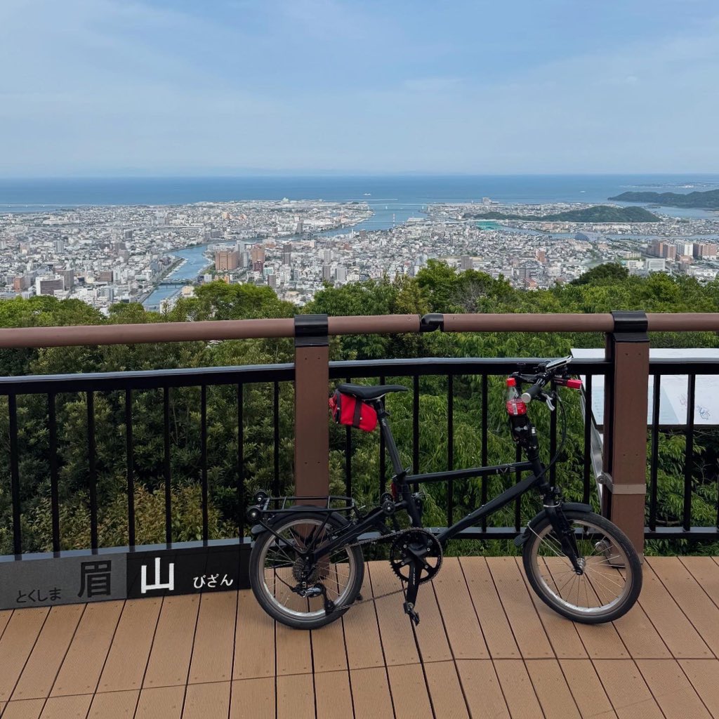 potarist0's tweet photo. #5月を写真4枚で振り返る

５月は連休しかまともにのって無いや…
でも300km近く走ったからか、少し痩せました https://t.co/gYVHD6vJnN