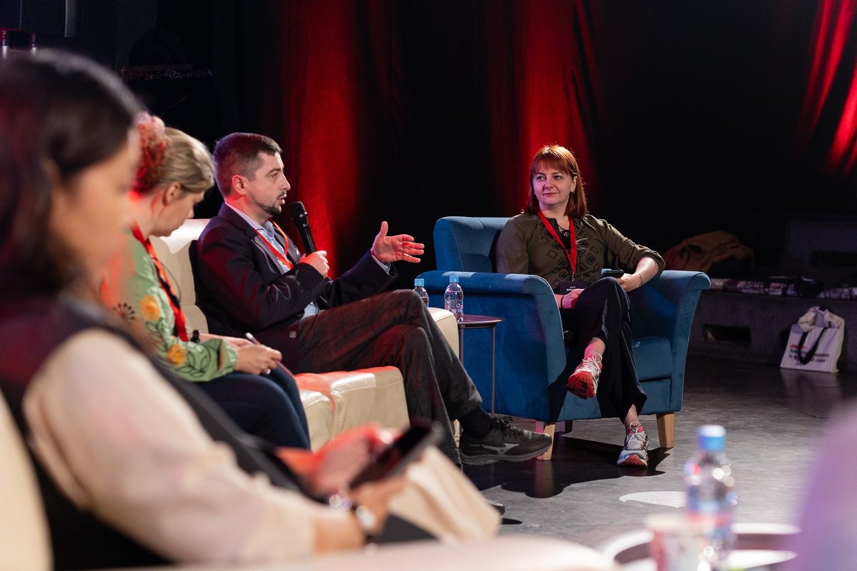 PointConference tweet media