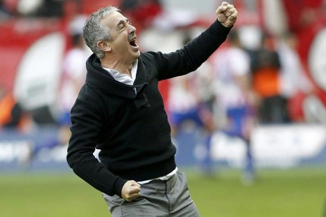 🎙️ Marcos Suárez en <a href="/LosBuenosAlPrao/">Los Buenos Al Prao</a> 

"Cuando estaba en el Vecindario vinimos a jugar a Langreo y entrenábamos en Mareo"

"El primer día que entrenamos allí, a las 10 de la mañana, estaba esperando para saludarme"

"Me marcó, es un detalle de lo buena persona que era"